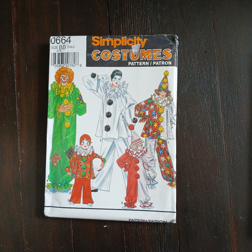 Simplicity Kids Clown Costume Pattern